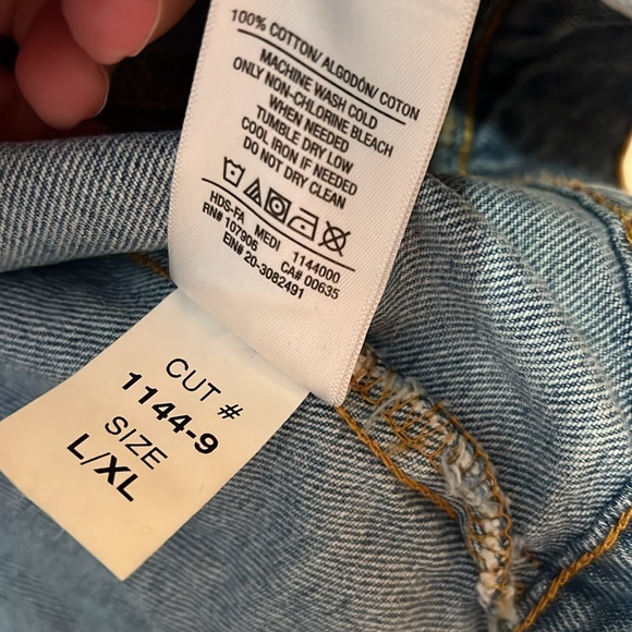 Ladies Brand New Hudson Jean Jacket - Picture 5 of 8